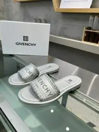 chaussons Givenchy